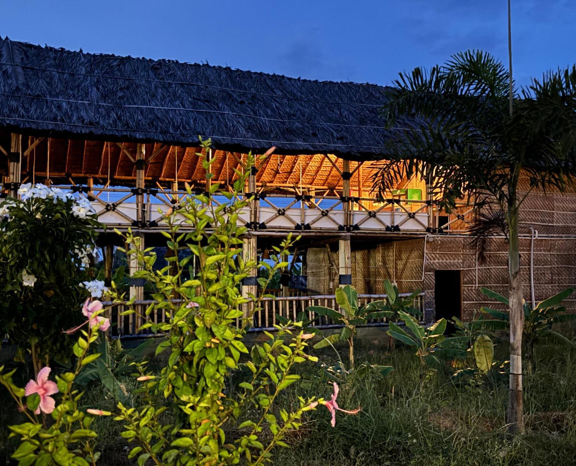 Mowgli'S Cafe Hampi & Guest House Exterior foto